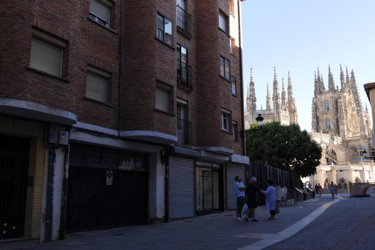 Vivienda En Perfecta Ubicacion Al Lado De La Catedral De Burgos Atuaire Apartman Kültér fotó